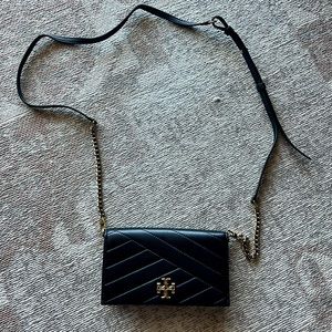 Tory Burch Chain Wallet